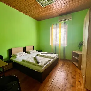 Ostello Elegance On A Budget - For Rent In Center, Sofia