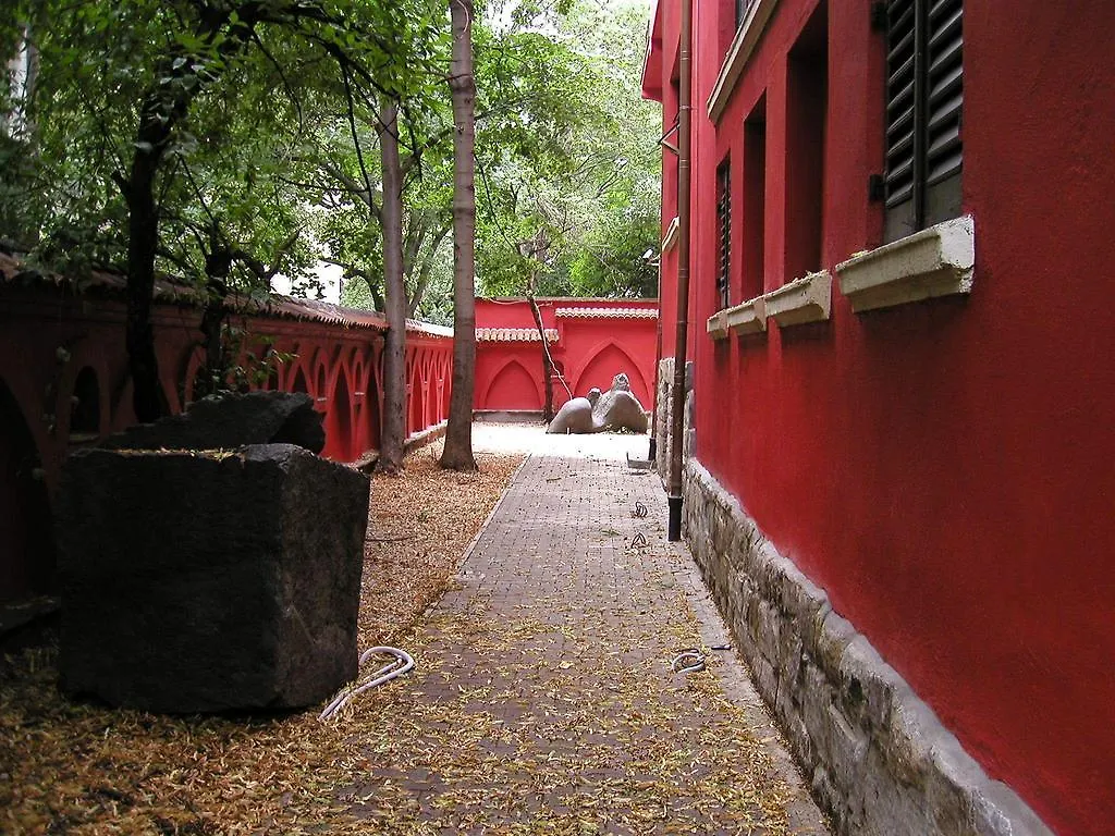 Red Bed & Breakfast Sofia 0*,  Bulgaria